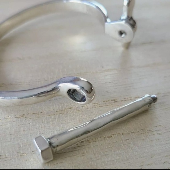 Uno de 50 Bracelet - REWARD - Silver - Size M - Picture 8 of 14